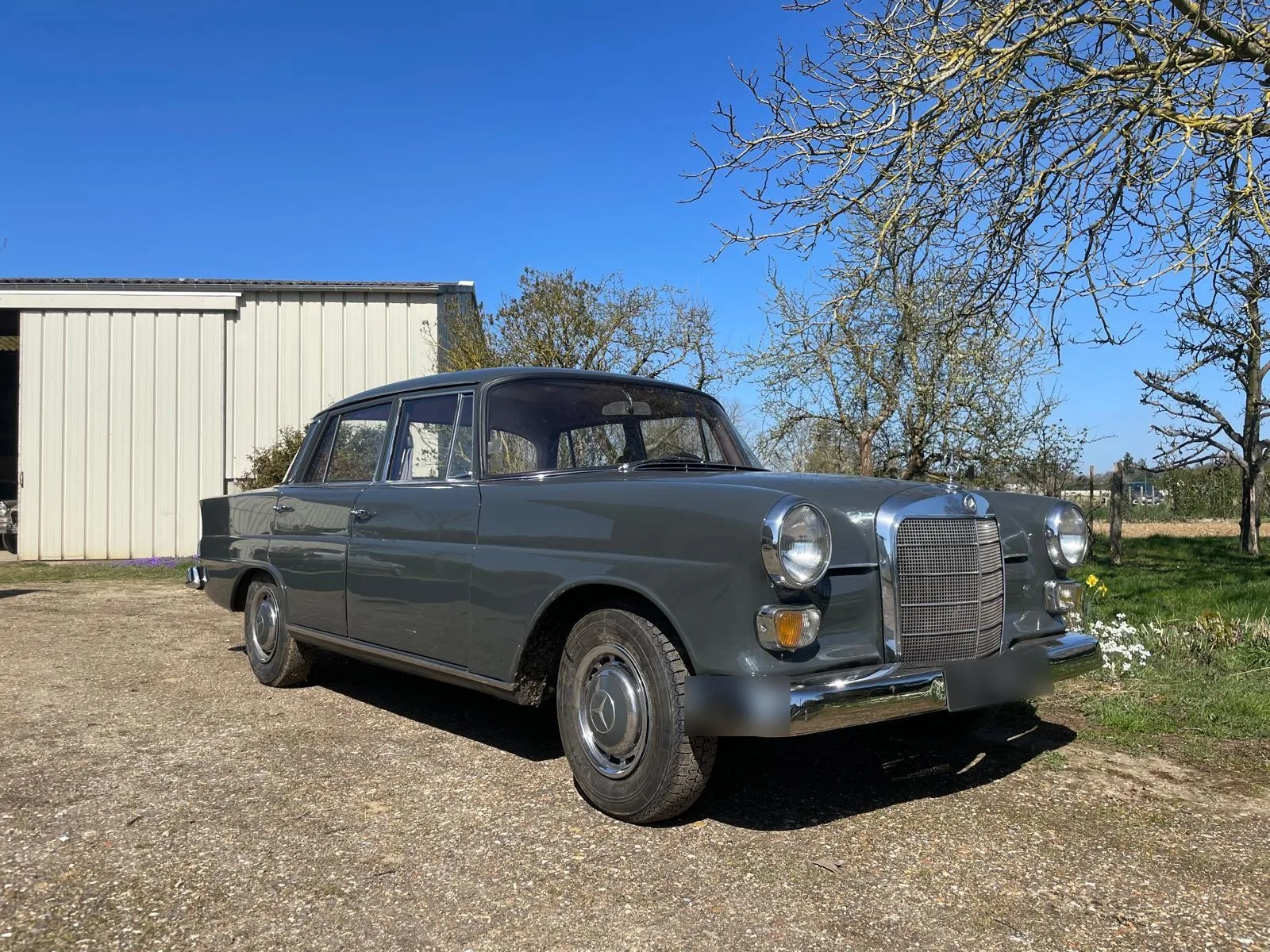 Mercedes-Benz W110 200 D, Années 60 · Berline · 1966
