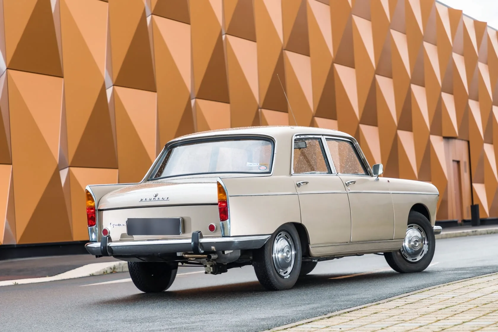 Peugeot 404 bronze, Années 60 · Berline · 1966