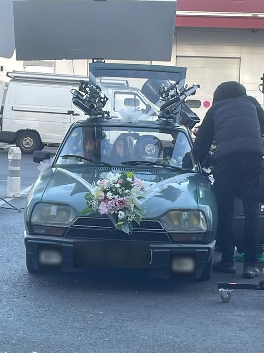 Citroen DS equipee de cameras sur le toit
