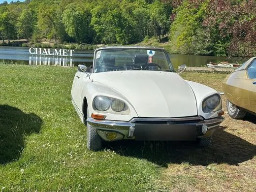 Citroën DS Cabriolet, Années 60 · Cabriolet · Ivoire