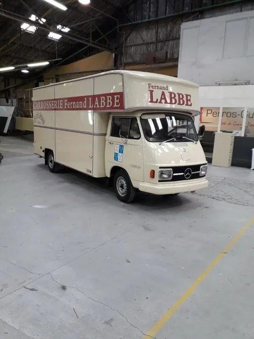 Mercedes-Benz L408, Années 70 · Fourgon d'époque · Blanc
