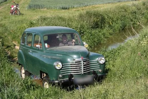 Renault Colorale Prairie 1951, Annees 50 · Prairie 4x4 · 4 places