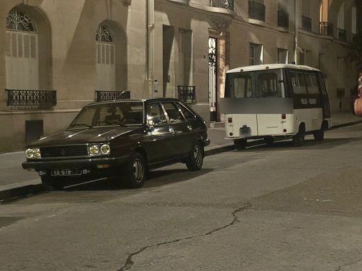 Rue d'epoque reconstituee pour un tournage