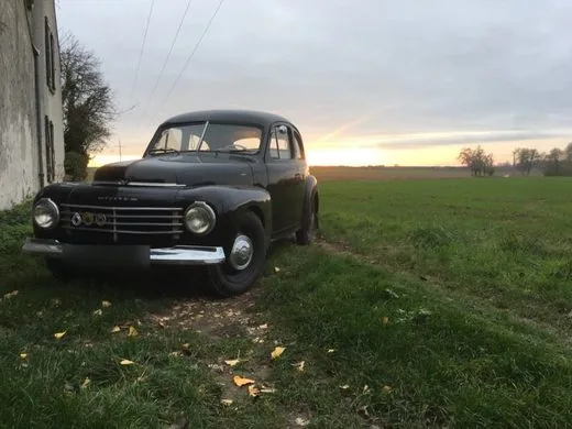 Volvo PV444 1947, Annees 40-50 · Coach · 2+2 places